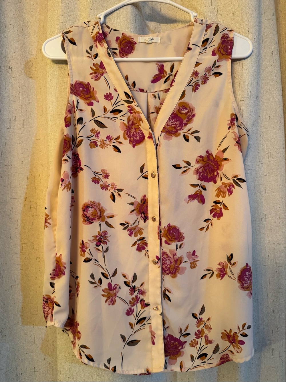 Maurices Cream Sleeveless Floral Button-Front Camisole with Pink and Gold Blooms